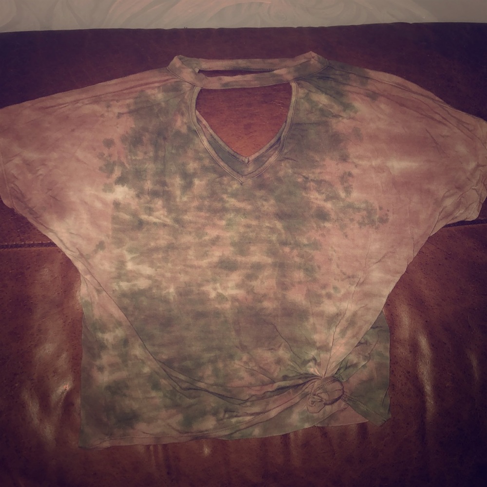 Tie dye cut out neckline tee